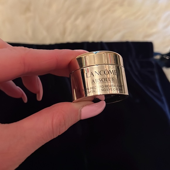 4 Lancôme Samples and beautiful cosmetics bag - Picture 5 of 6